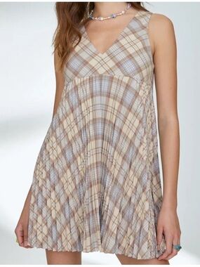 Aritzia Sundays Best Trish Sleeveless Plaid V-Neck Swing Dress in Neutral Dress